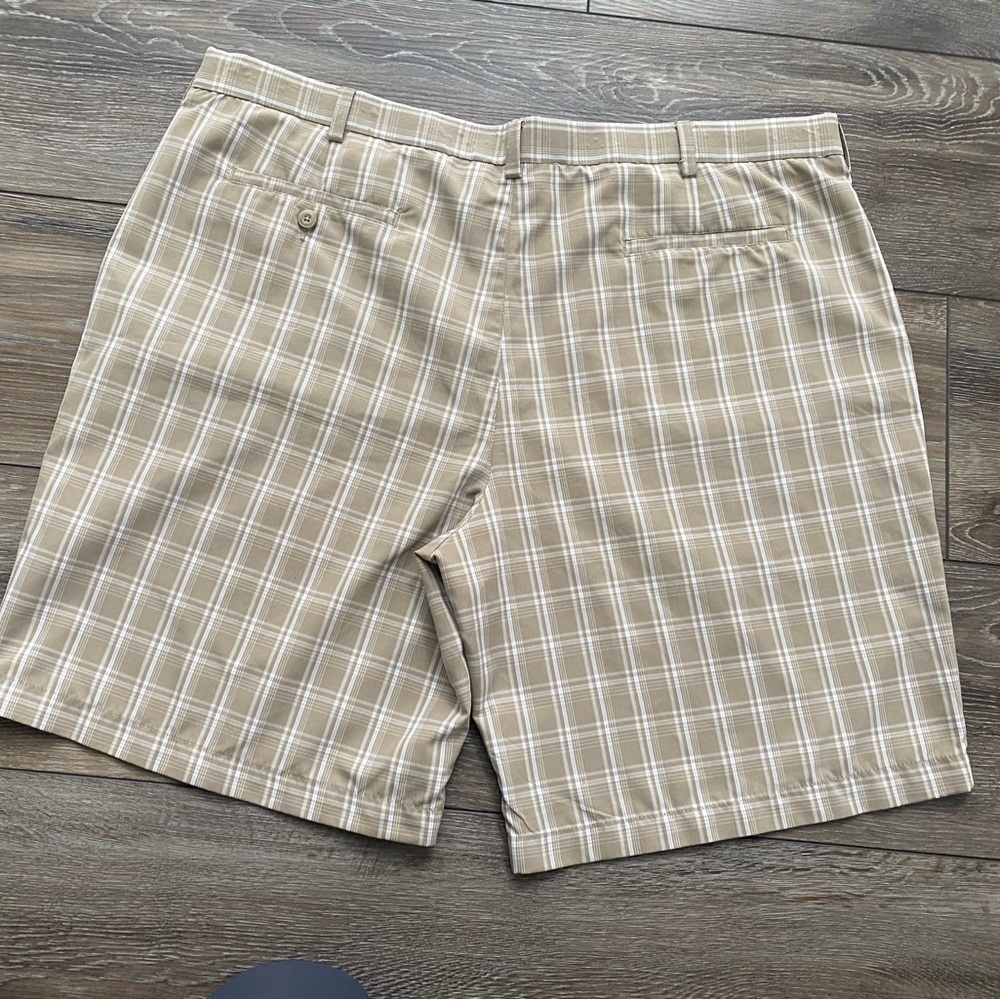 🌞 3 for $15 Men's Flat Front plaid/ beige 44 - Picture 2 of 5